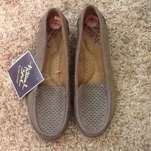 Natural Sole Shoes NWT